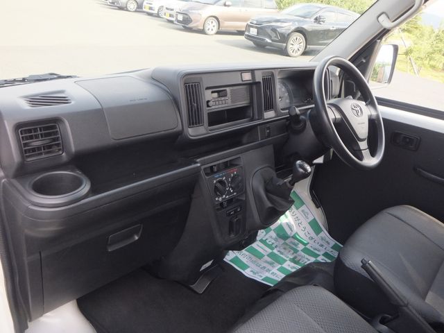 TOYOTA PIXIS van 4WD 2019