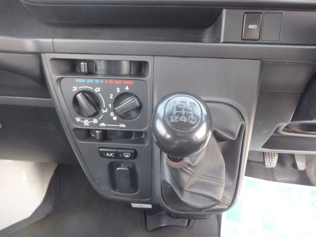 TOYOTA PIXIS van 4WD 2019