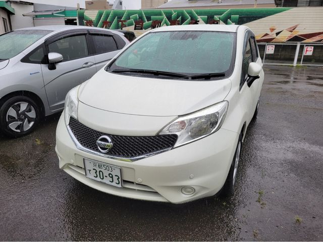 NISSAN NOTE 2015
