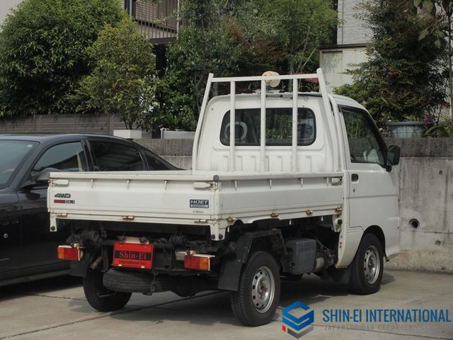 DAIHATSU HIJET truck 4WD 2001