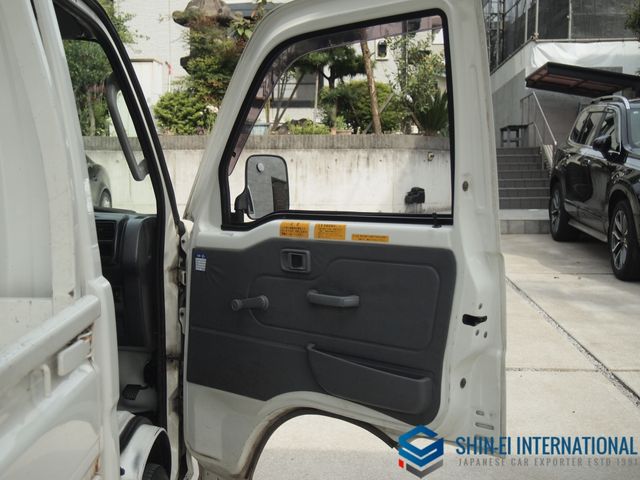 DAIHATSU HIJET truck 4WD 2001