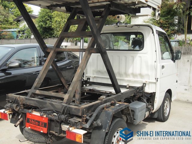DAIHATSU HIJET truck 4WD 2001