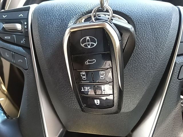 TOYOTA ALPHARD hybrid 4WD 2020