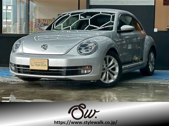VOLKSWAGEN VOLKSWAGEN The BEETLE 2012