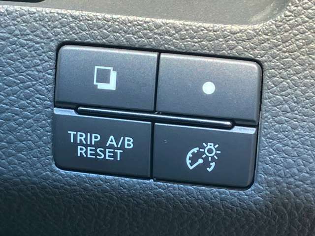 NISSAN SERENA  S-HYBRID 2015