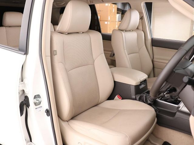 TOYOTA LANDCRUISER PRADO 2022