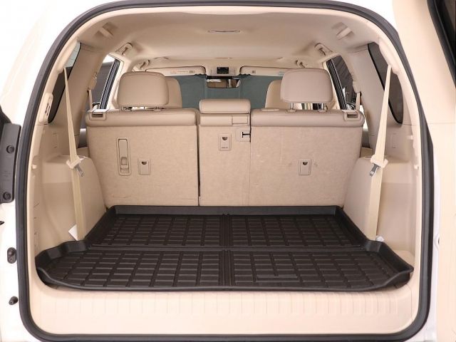 TOYOTA LANDCRUISER PRADO 2022