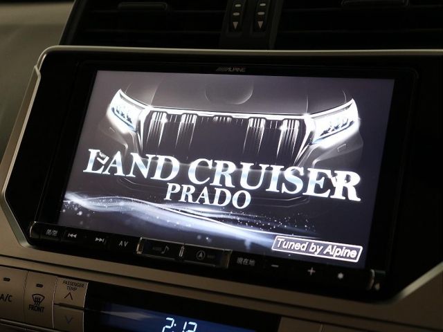 TOYOTA LANDCRUISER PRADO 2019