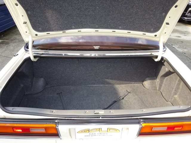 NISSAN GLORIA hardtop 1989