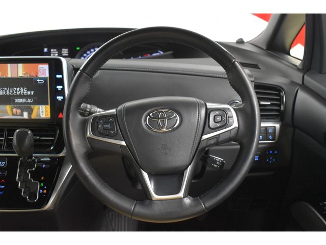 TOYOTA ESTIMA  4WD 2017