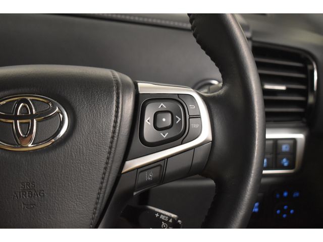 TOYOTA ESTIMA  4WD 2017