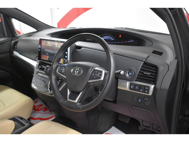 TOYOTA ESTIMA  4WD 2017