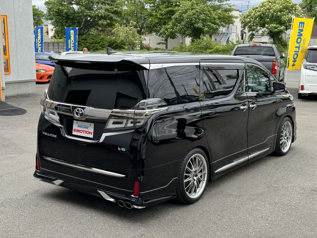 TOYOTA VELLFIRE 4WD 2018