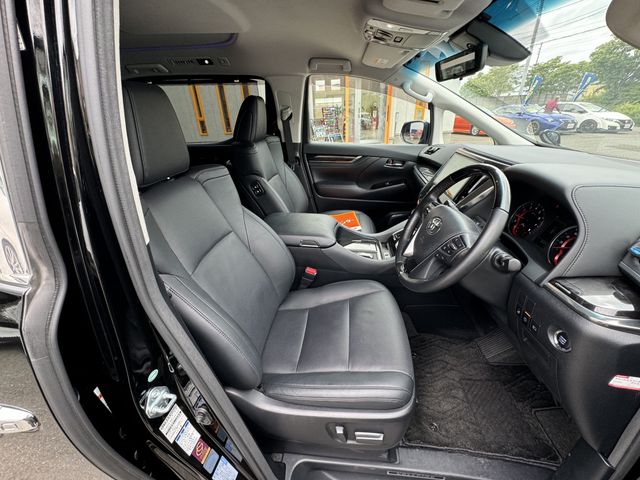 TOYOTA VELLFIRE 4WD 2018