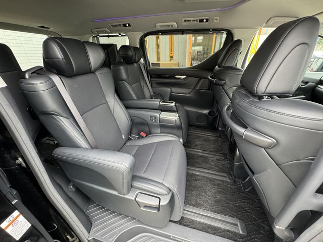 TOYOTA VELLFIRE 4WD 2018