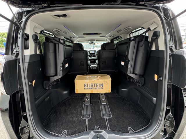 TOYOTA VELLFIRE 4WD 2018