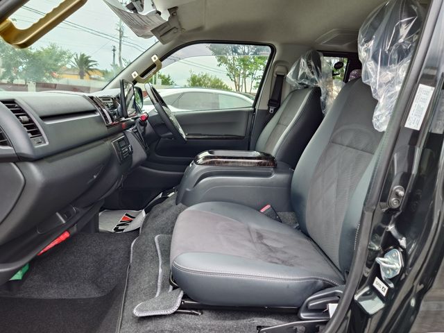 TOYOTA REGIUSACE van 2WD 2017