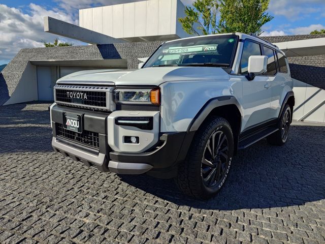 TOYOTA LANDCRUISER 250 2024