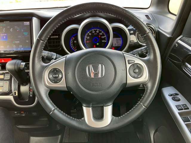 HONDA N BOX 2014