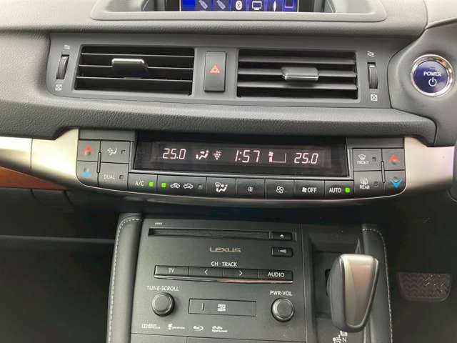 TOYOTA LEXUS CT200h 2014