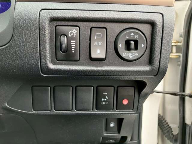 TOYOTA LEXUS CT200h 2014