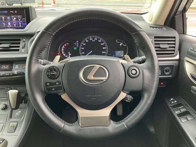 TOYOTA LEXUS CT200h 2014