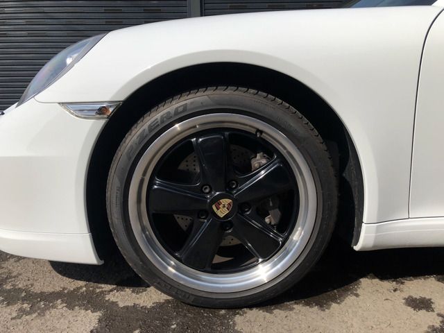 PORSCHE PORSCHE 911 2013