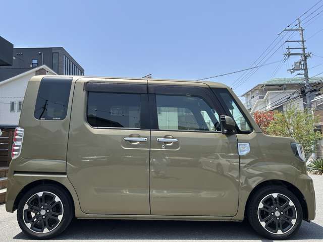 DAIHATSU WAKE 2017