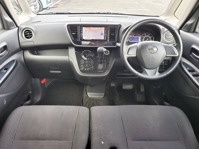 NISSAN DAYZ ROOX 2017