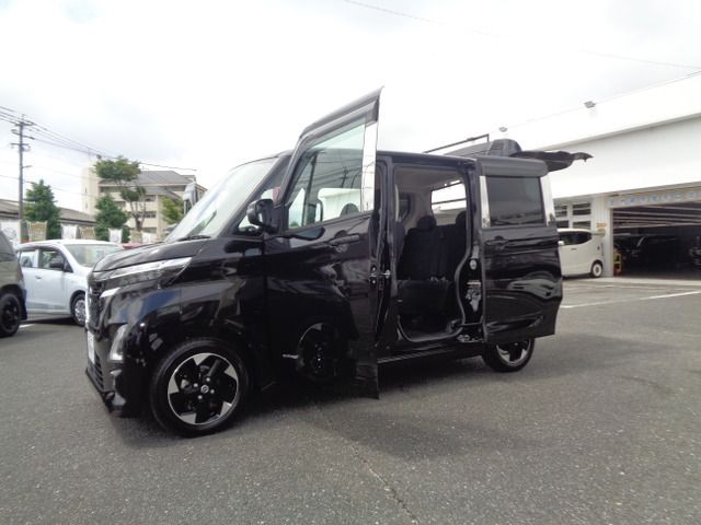 NISSAN ROOX 2022
