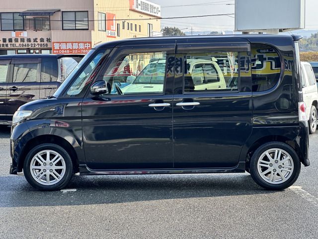 DAIHATSU TANTO CUSTOM 2010