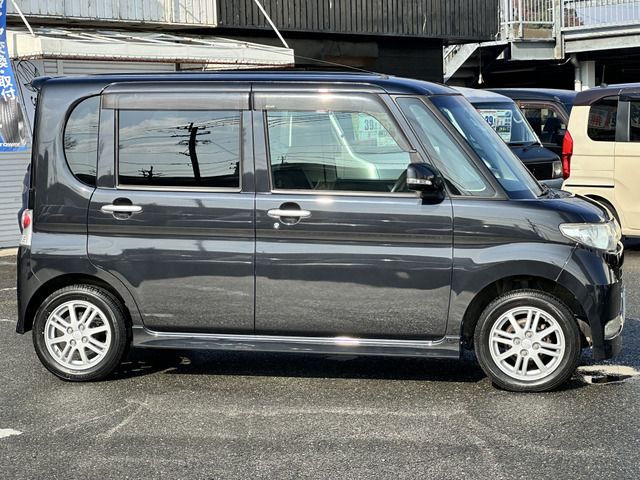 DAIHATSU TANTO CUSTOM 2010