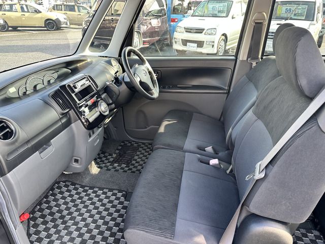 DAIHATSU TANTO CUSTOM 2010