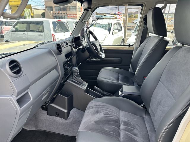 TOYOTA LANDCRUISER 70 2024