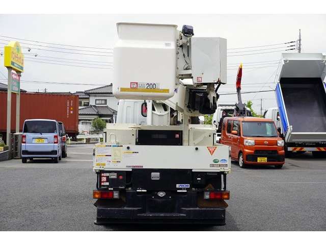 MITSUBISHI CANTER 2017