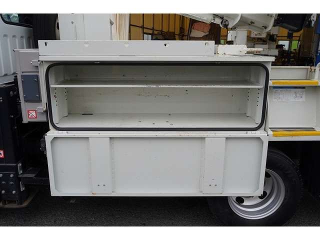 MITSUBISHI CANTER 2017