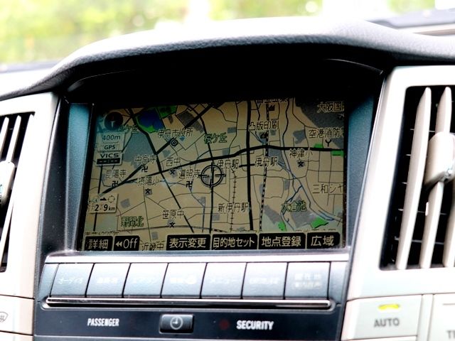 TOYOTA HARRIER HYBRID 2011