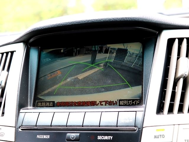 TOYOTA HARRIER HYBRID 2011