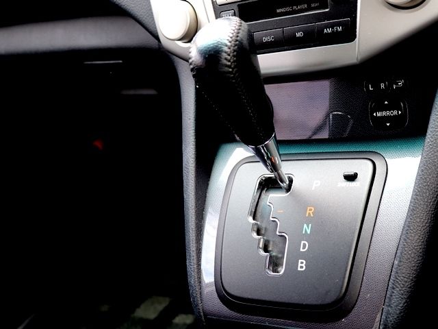 TOYOTA HARRIER HYBRID 2011