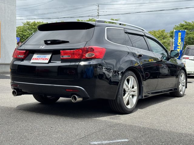 HONDA ACCORD TOURER 2009