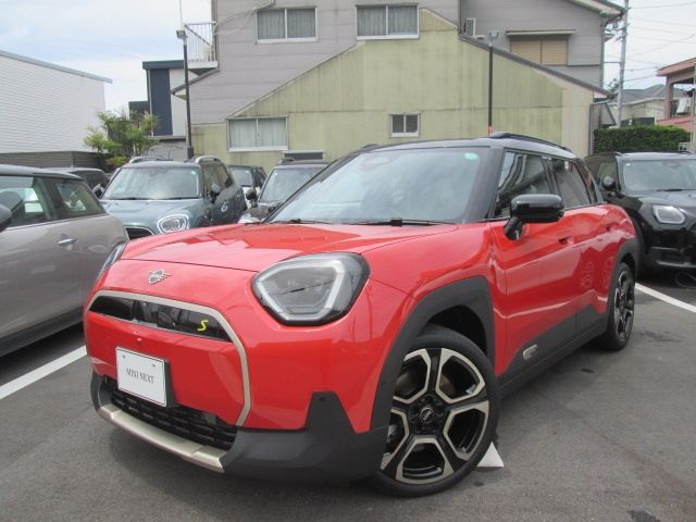 BMW MINI ACEMAN 2024