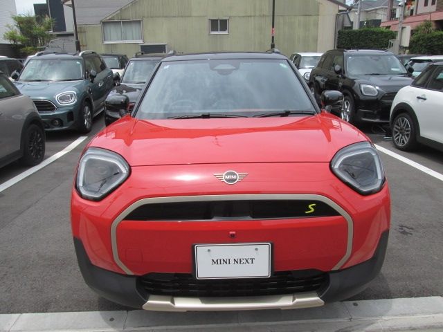 BMW MINI ACEMAN 2024