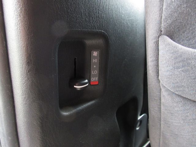 TOYOTA HIACE wagon 2016