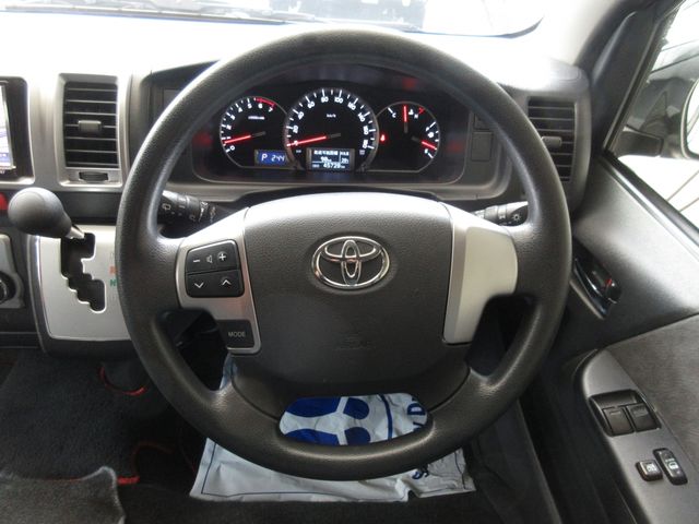 TOYOTA HIACE wagon 2016