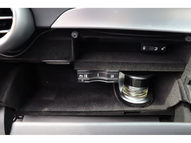 MERCEDES BENZ MERCEDES BENZ C class sedan 2017