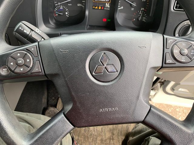 MITSUBISHI FUSOU SUPER GREAT 2017