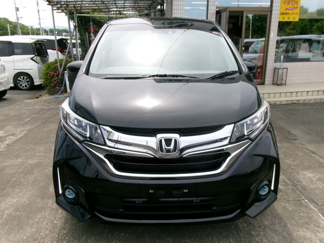 HONDA FREED 2018