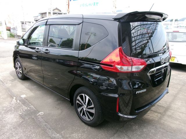 HONDA FREED 2018