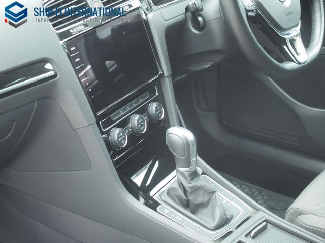 VOLKSWAGEN VOLKSWAGEN GOLF 2019