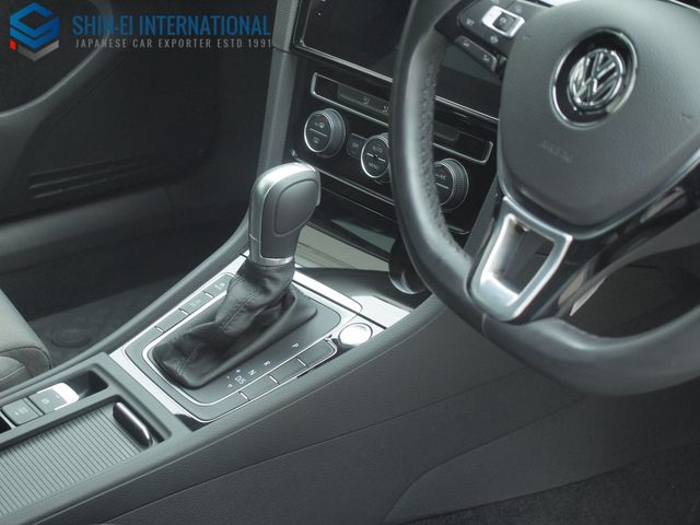 VOLKSWAGEN VOLKSWAGEN GOLF 2019